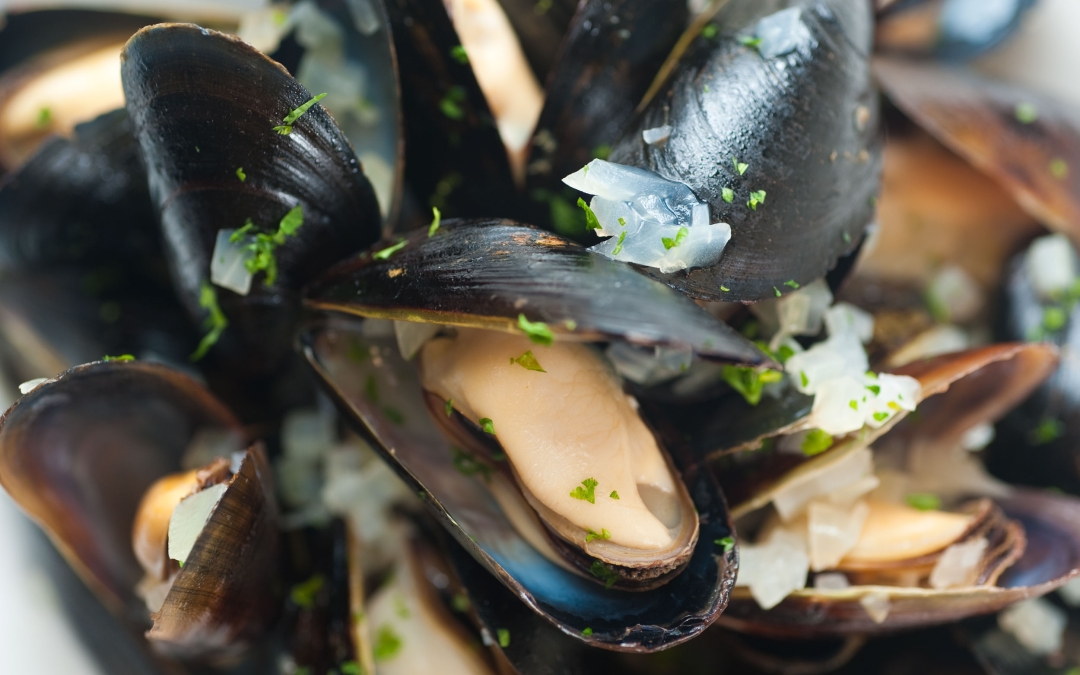 Island Steamed Mussels